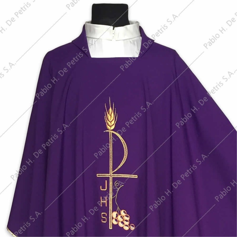 K 65-462 - Morado - Casulla italiana K 65-462 - Morado - Casulla italiana