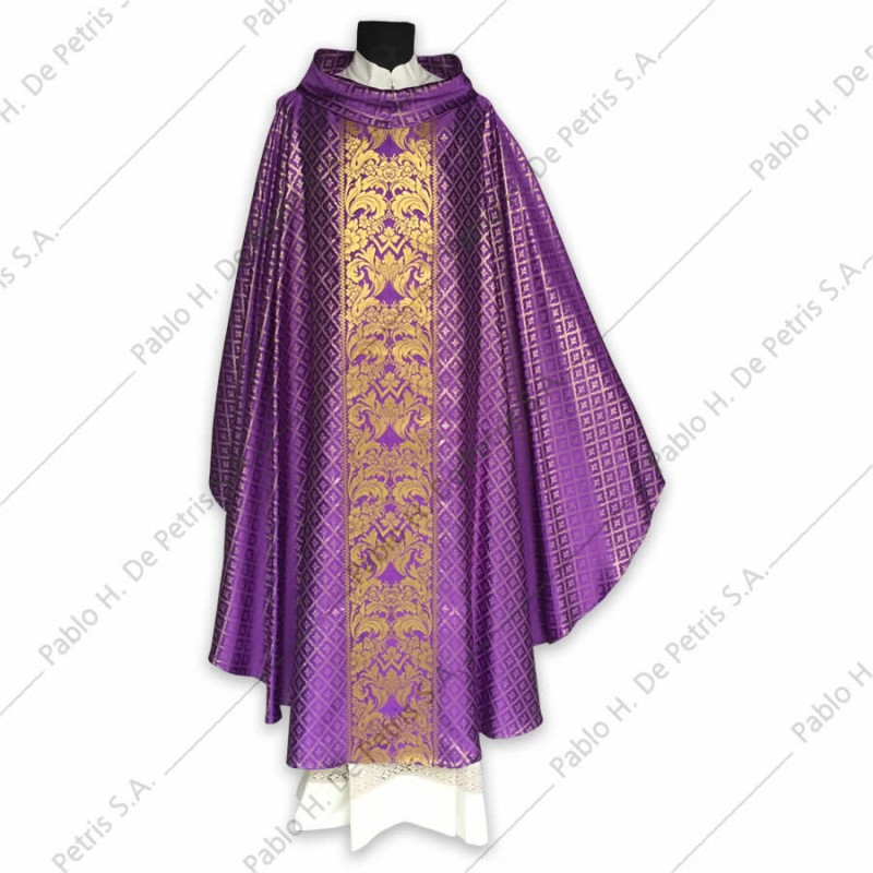 H 6592-3L - Morado - Casulla italiana H 6592-3L - Morado - Casulla italiana