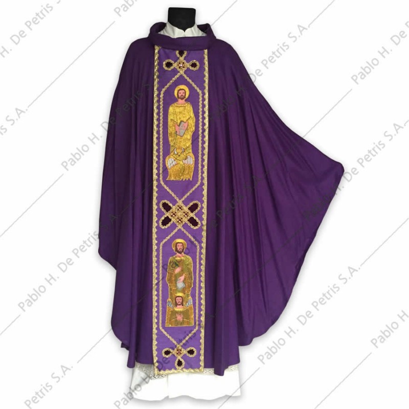 H 69004 - Morado - Casulla italiana H 69004 - Morado - Casulla italiana