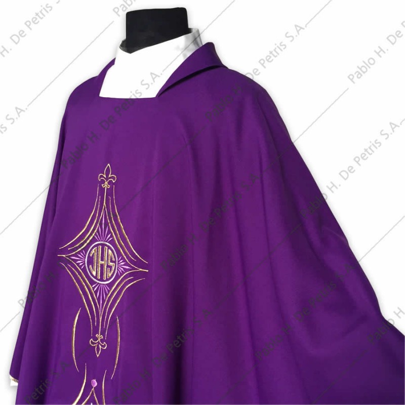 K 65-229 - Morado - Casulla italiana K 65-229 - Morado - Casulla italiana