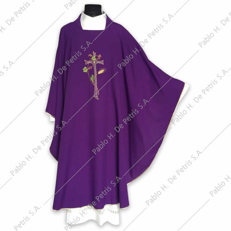 K 65-455 - Morado - Casulla italiana K 65-455 - Morado - Casulla italiana