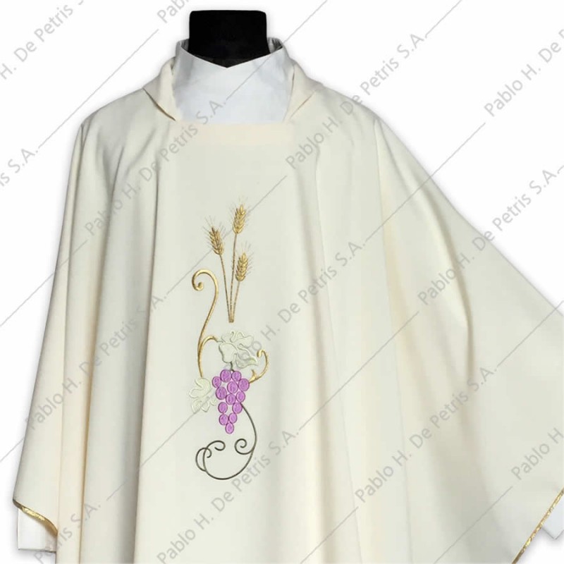 K 65-469 - Blanco - Casulla italiana K 65-469 - Blanco - Casulla italiana