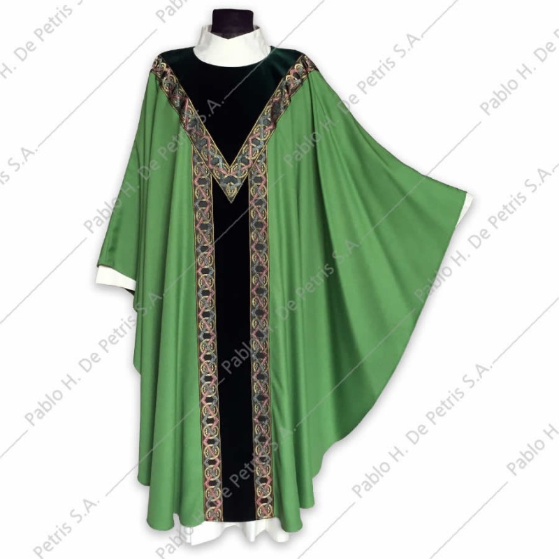 S 2591 - Verde - Casulla Slabbinck - Bélgica S 2591 - Verde - Casulla Slabbinck - Bélgica