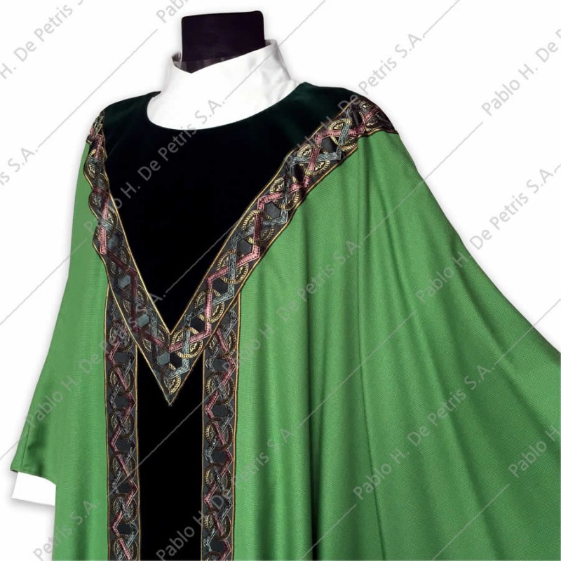 S 2591 - Verde - Casulla Slabbinck - Bélgica S 2591 - Verde - Casulla Slabbinck - Bélgica
