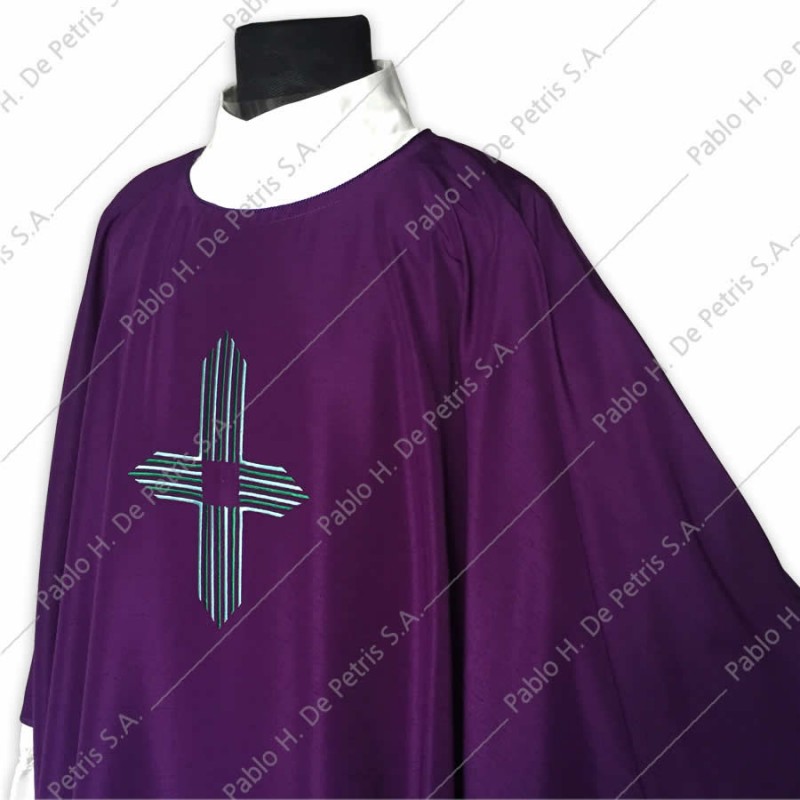 S 2660 - Morado - Casulla Slabbinck - Bélgica S 2660 - Morado - Casulla Slabbinck - Bélgica
