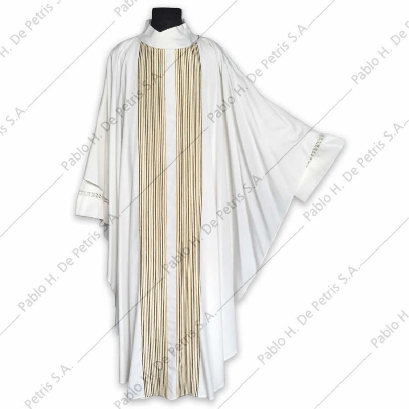 S 2661 - Blanco - Casulla Slabbinck - Bélgica S 2661 - Blanco - Casulla Slabbinck - Bélgica