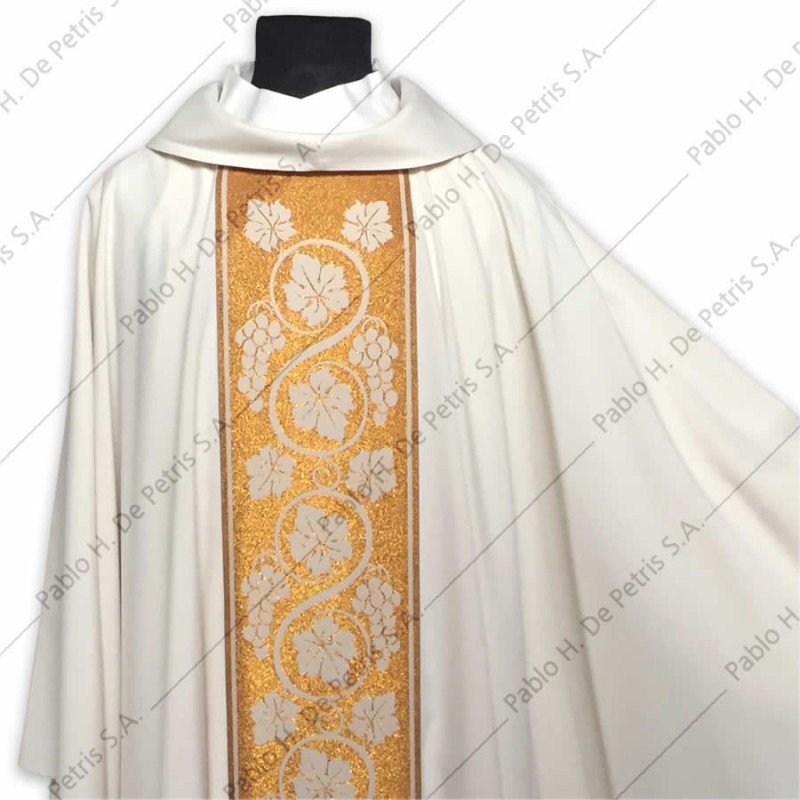 S 3673 - Blanco - Casulla Slabbinck - Bélgica S 3673 - Blanco - Casulla Slabbinck - Bélgica